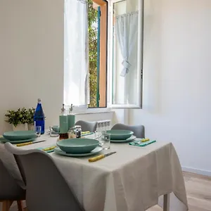 Viabai Con Parcheggio Privato Gênes